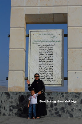 Tugu makam para Syuhada di Badar Arab Saudi