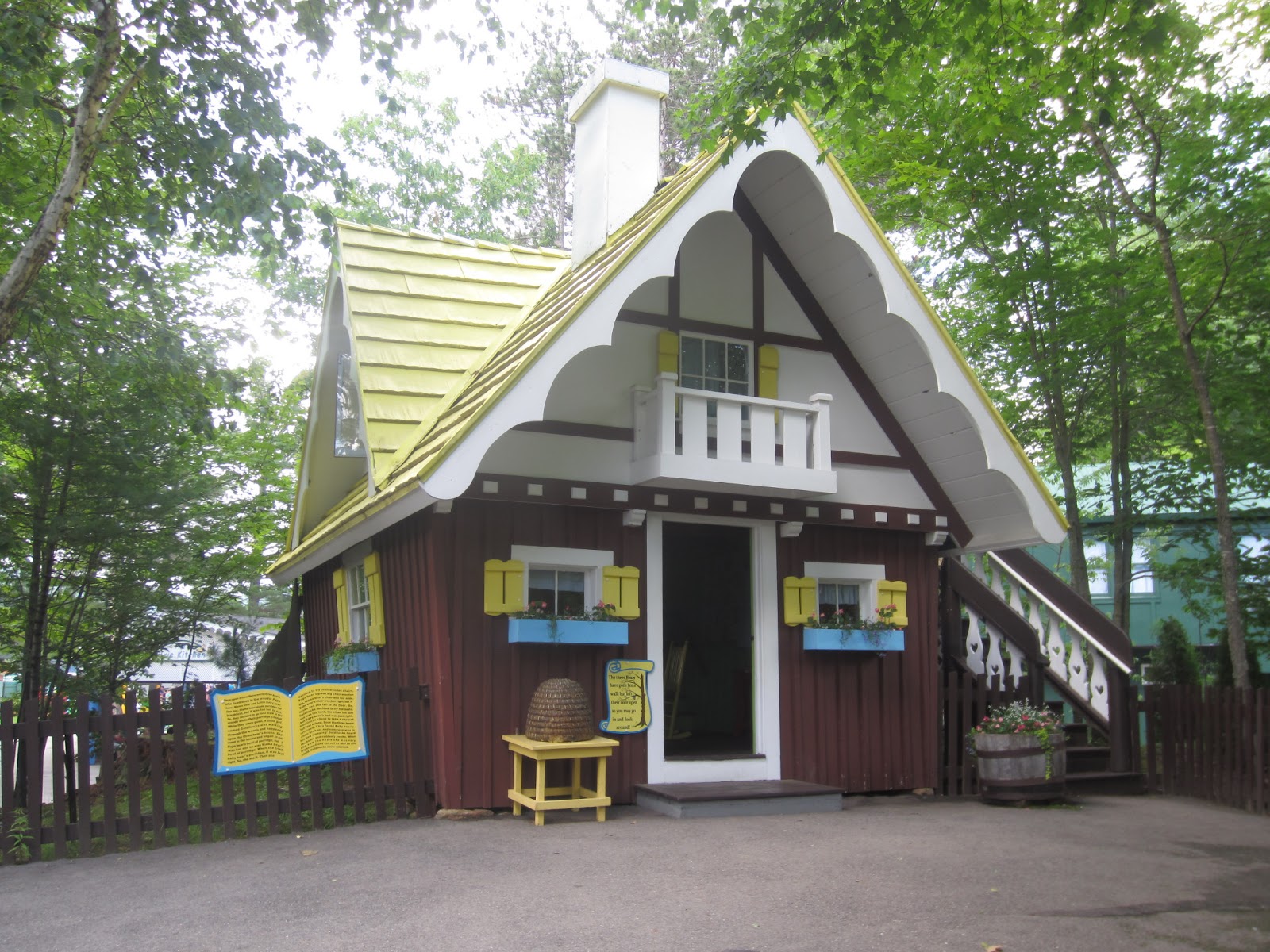 "The Three Little Bears" Tiny House "ReCreation" in NH