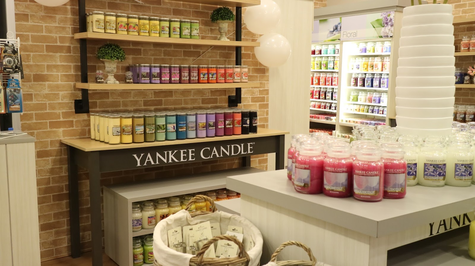 Thunderstorm bust Target yankee candle inventor Flock Ship shape miracle