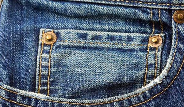 Σε τι χρησιμεύει η μικρή τσέπη στα τζιν