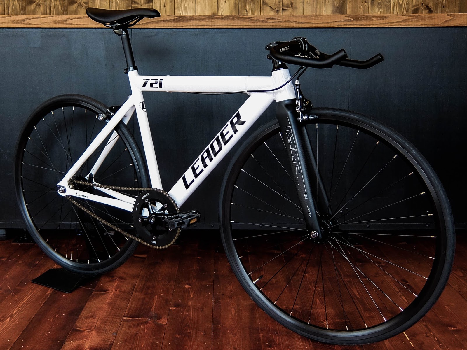 憧れのカーボンホイール ~ Charlie ~make a personalized bicycle~