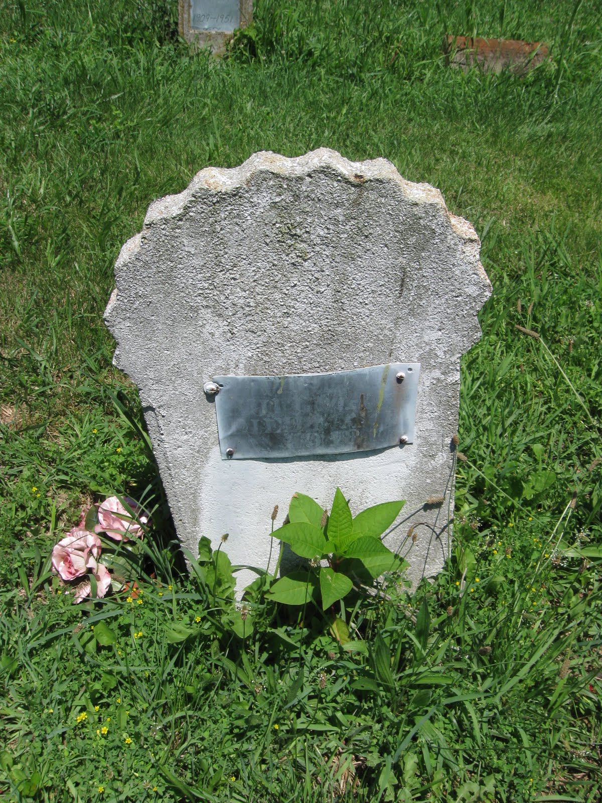 FOLKWAYS NOTEBOOK AFROAMERICAN FOLK GRAVE MARKERS