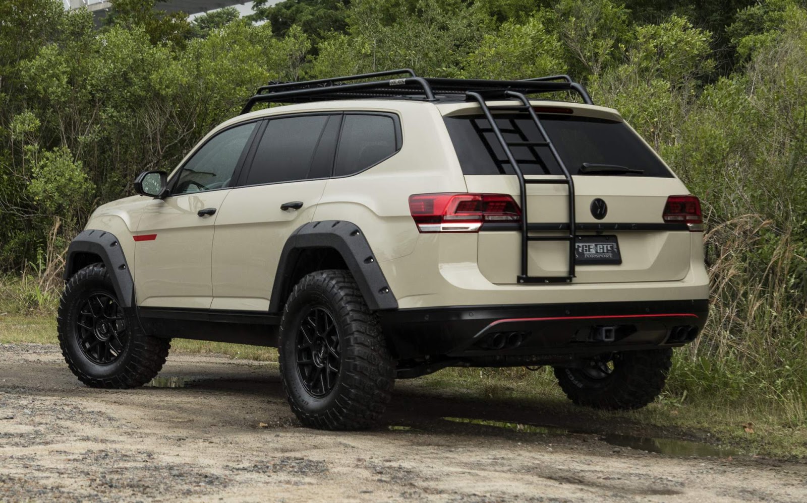 VW Atlas Tanner Foust é preparado para overlanding