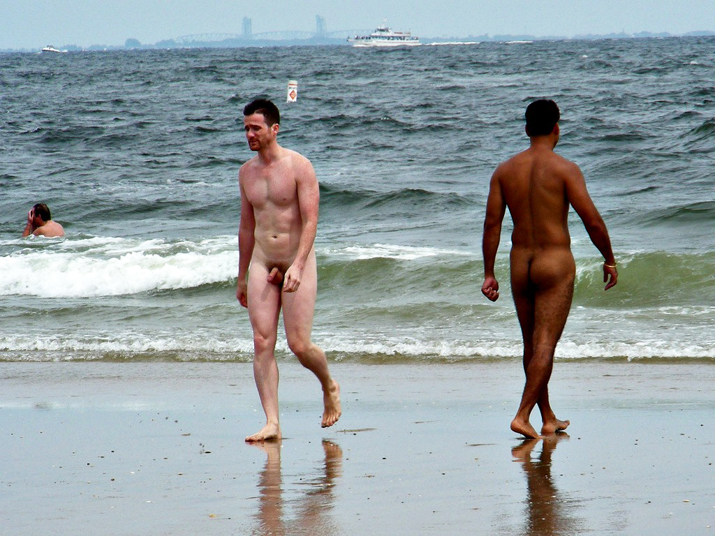 Spy Cam Dude Nude Beach-2426