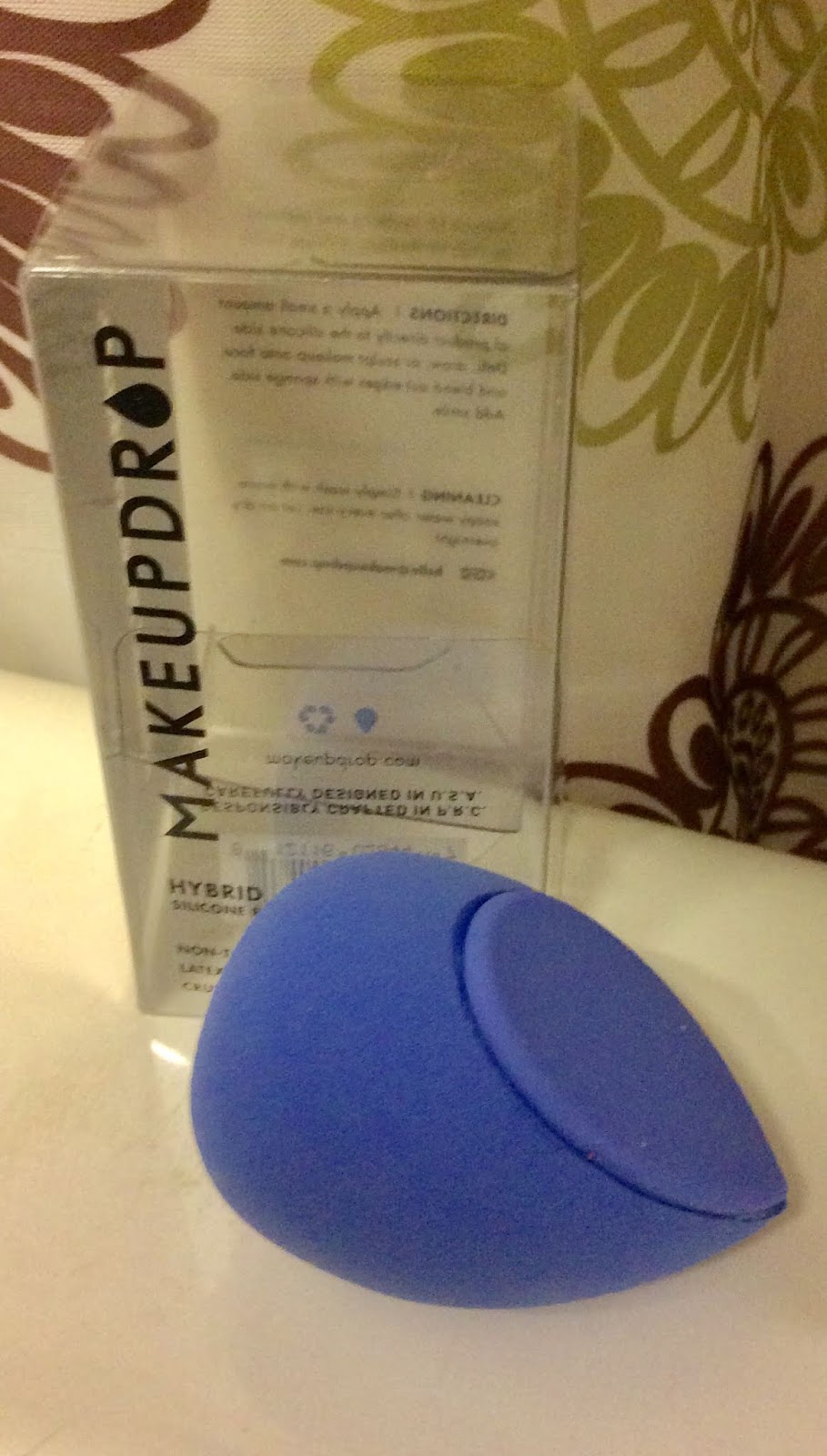 Heck Of A Bunch MakeupDrop Hybrid Beauty Blender Review