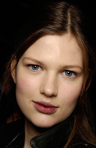 The Makeup Box: How to get berry-stained lips