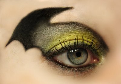 Green Bat Eye Makeup