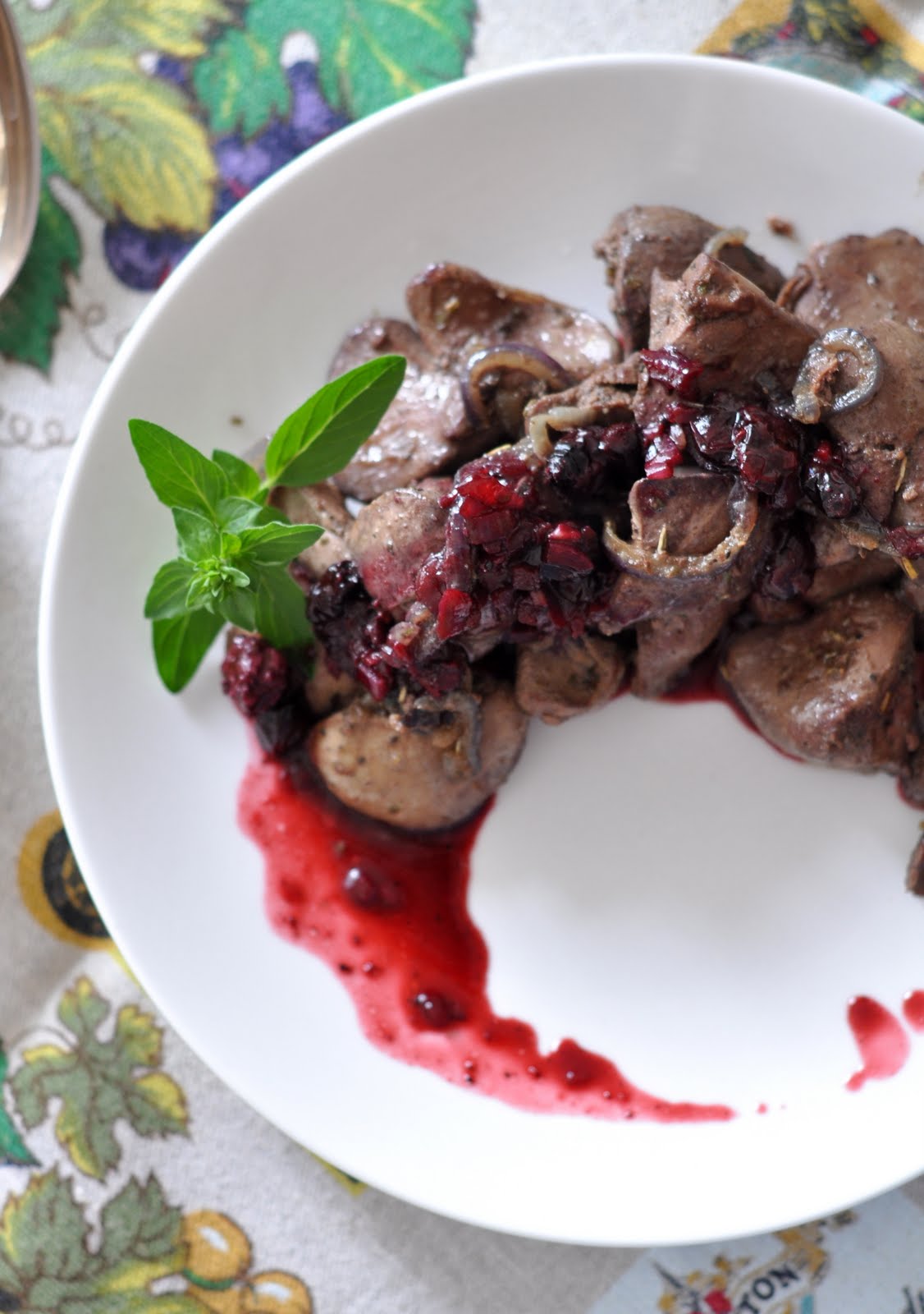 agata's kitchen Chicken liver in blueberry sauce
