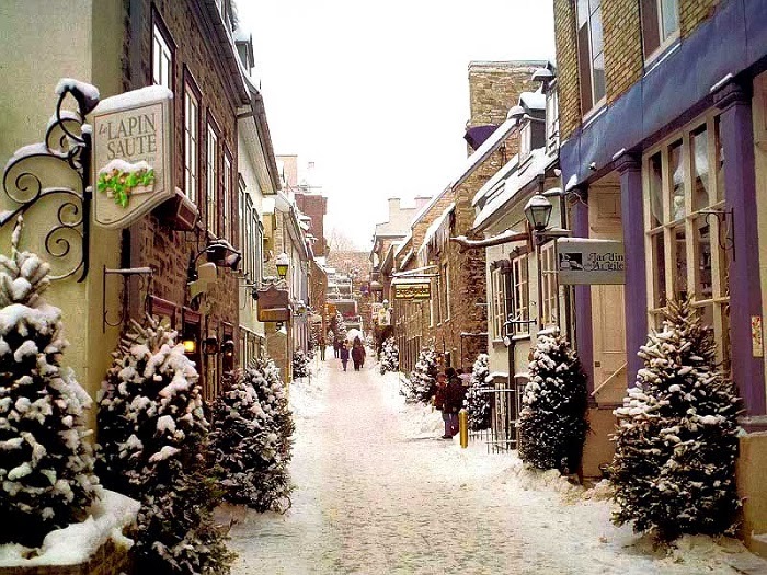 Embrace Christmas Spirit in Beautiful Quebec City, Canada