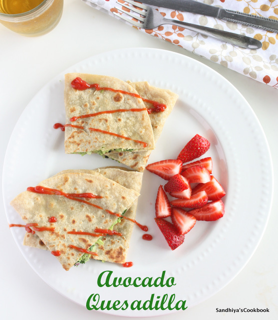 Sandhiya's Cookbook Avocado Quesadilla with left over chapathi