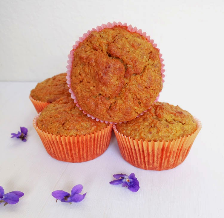 little cafeteria: Mandel-Möhren-Muffins