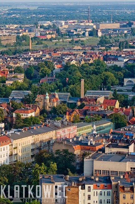 Poznań. Panorama miasta. Widok na Łazarz i Wildę.