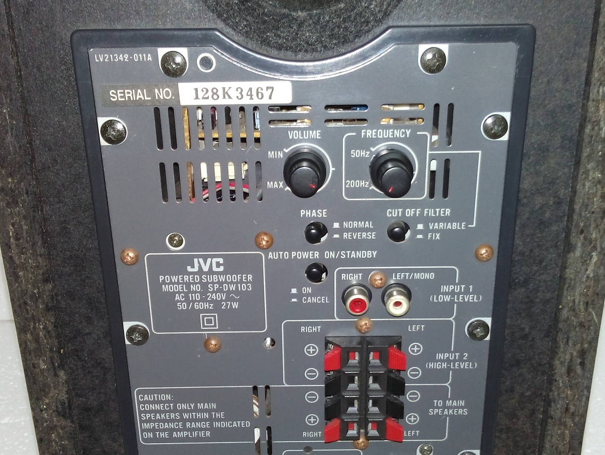 BARANG BARANG ELEKTRIK TERPAKAI DAN RARE ACTIVE SUBWOOFER JVC MODEL SP