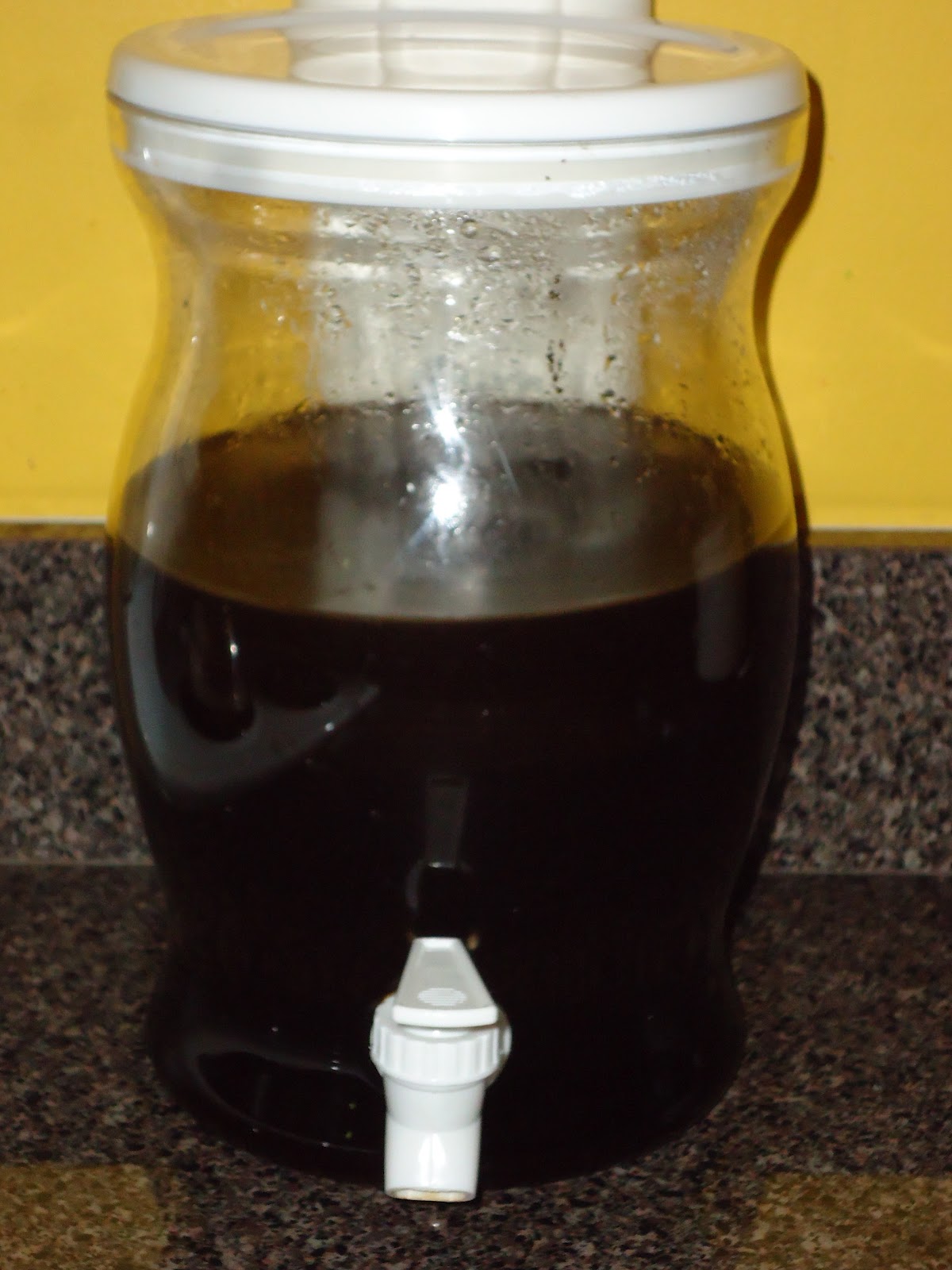 Creativity Starts Here! Home Made CoffeeWith an Improvised Coffee Maker