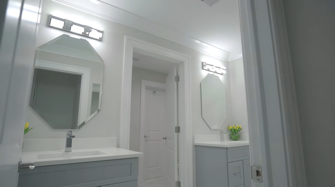 41 Interior Design Photos vs. 6 Minor Ct, Denville, NJ Luxury Home Tour