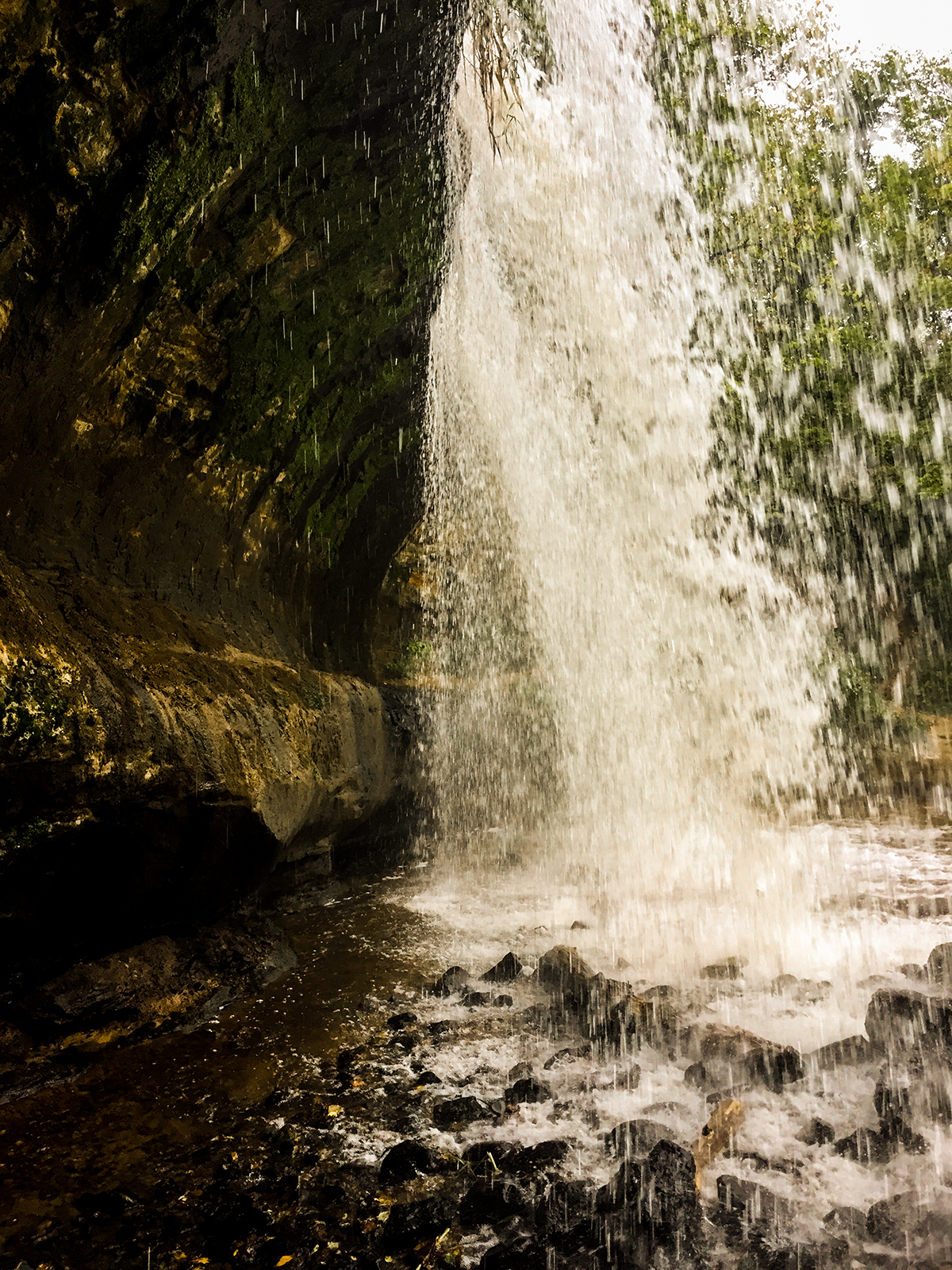 Wisconsin Explorer Hiking to Cascade Falls and Eagle Bluff in Osceola WI
