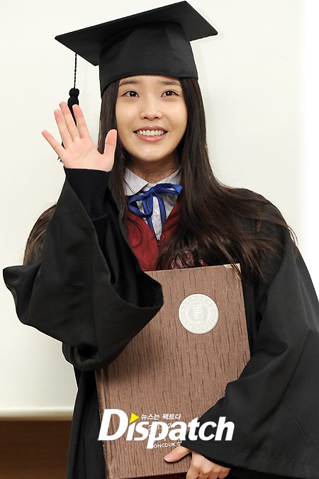 대유다 - Feed Your Hallyu Daily Needs: IU Has Graduated from High School
