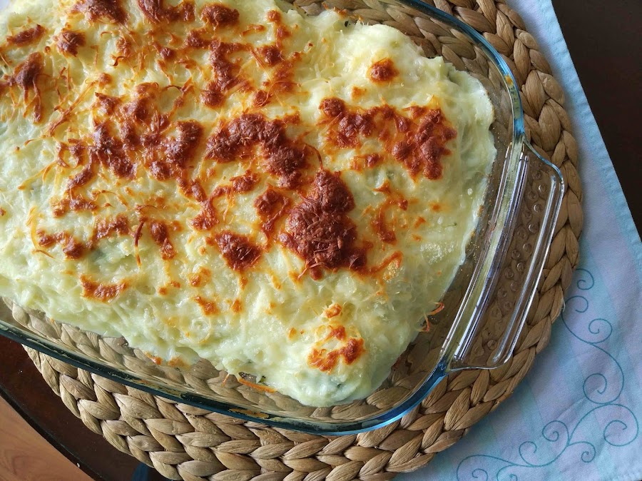 Pastel de patata gratinado con verduras