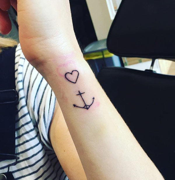 Tattoos Design Ideas 32 Best Attractive Wrist Tattoo Ideas For Men And Women