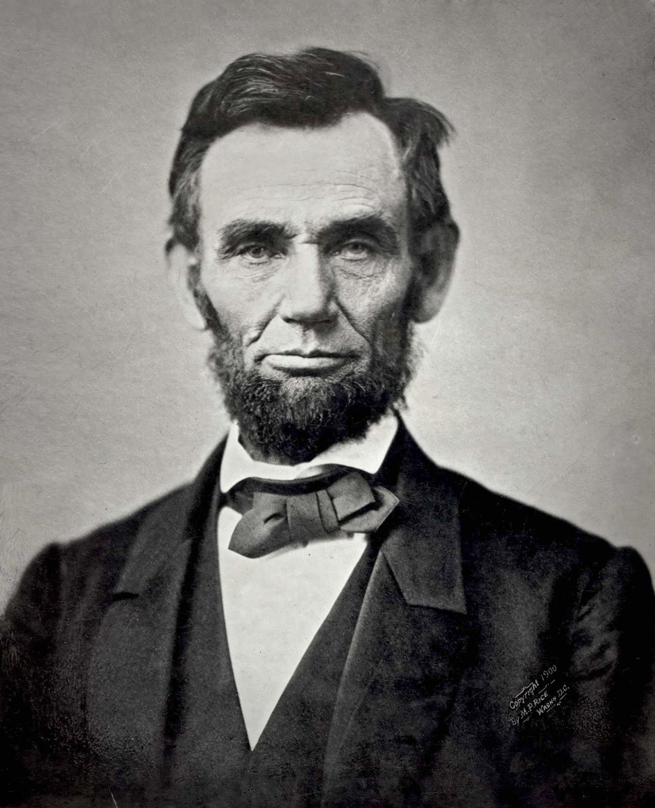 Abraham Lincoln un hombre que mantuvo a un pais unido durante una contienda terrible