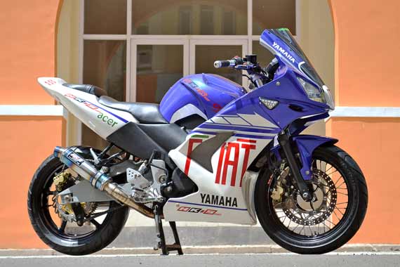  Yamaha Byson pake Fairing Motor Sport  Foto Gambar Modifikasi Motor