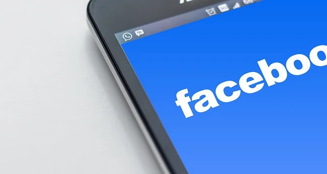 كيفية إيقاف فيسبوك من تتبع موقعك على أجهزة آيفون وآيباد
