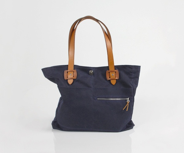 Oh Snaps! That's tight...: Tanner Goods - Waxed Canvas Tote