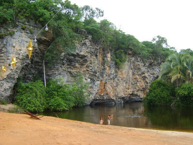 Praia do Rio Itaguari em Côcos - Bahia