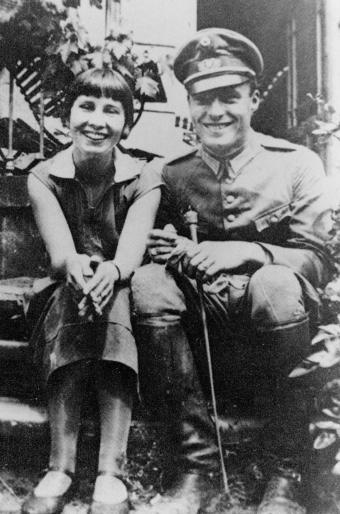 Claus von Stauffenberg Heroes of World War II worldwartwo.filminspector.com