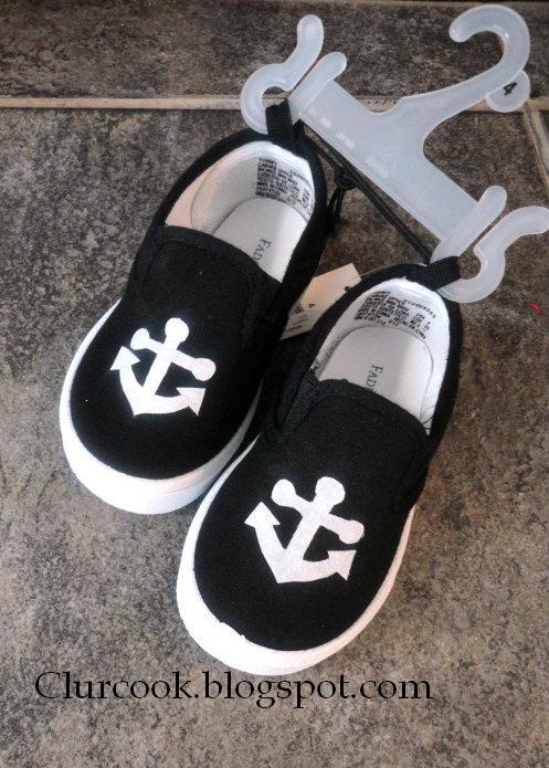 Living.Life.And.Loving.Every.Second: DIY VANS KNOCKOFF SHOES