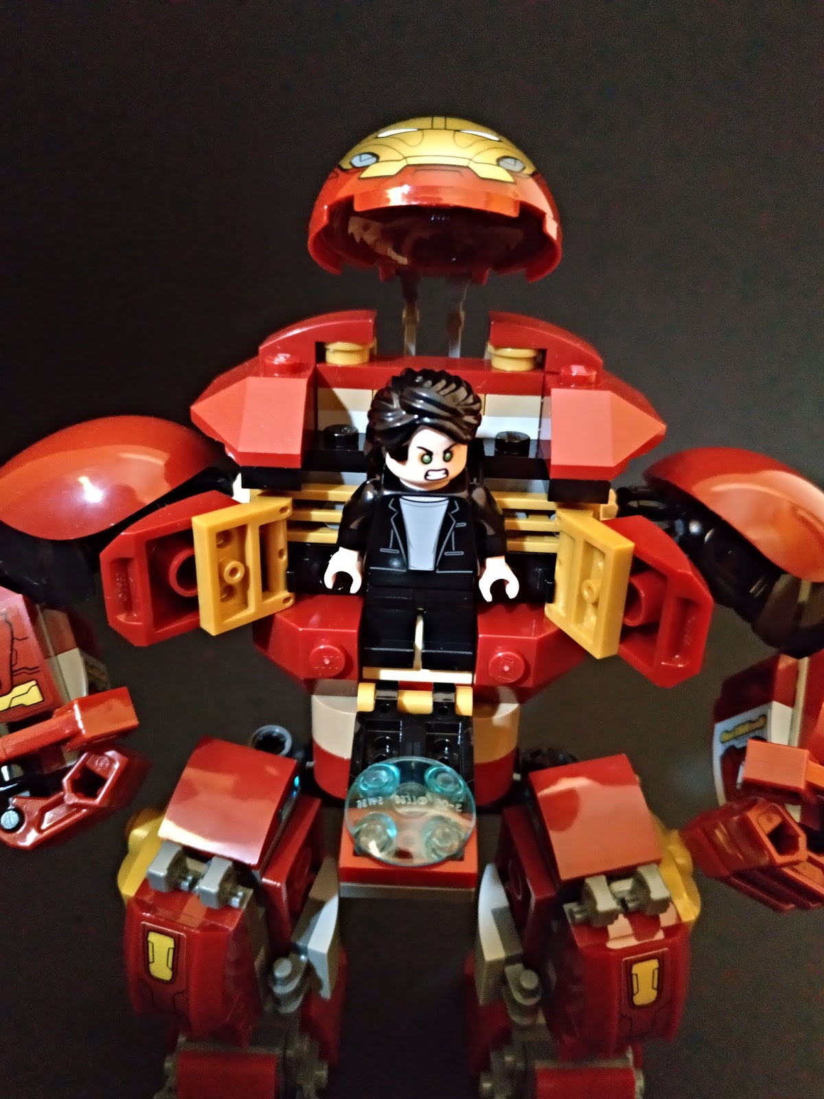 incursión demoledora del hulkbuster