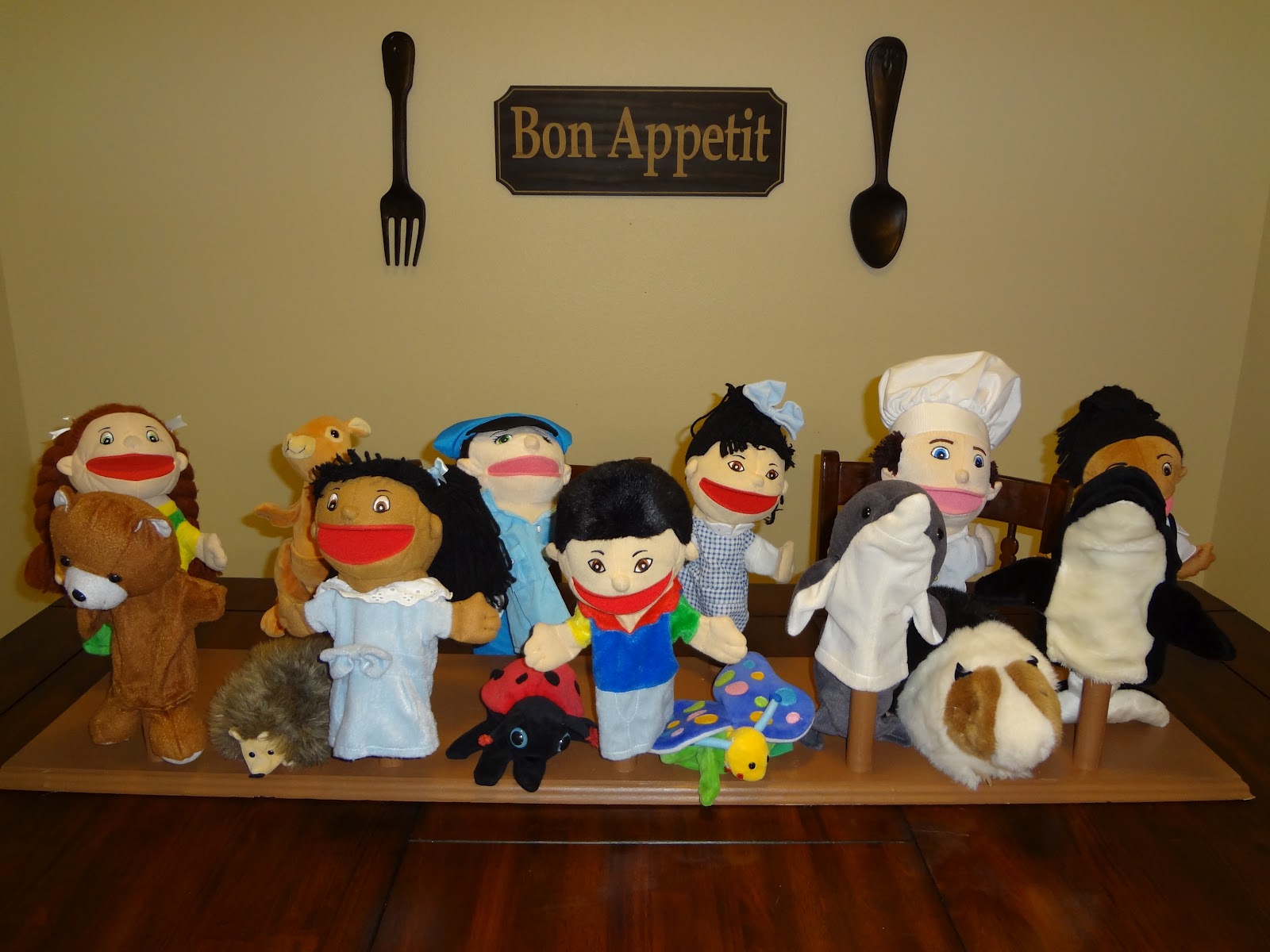 Herding Kats in Kindergarten Puppet Theater Center