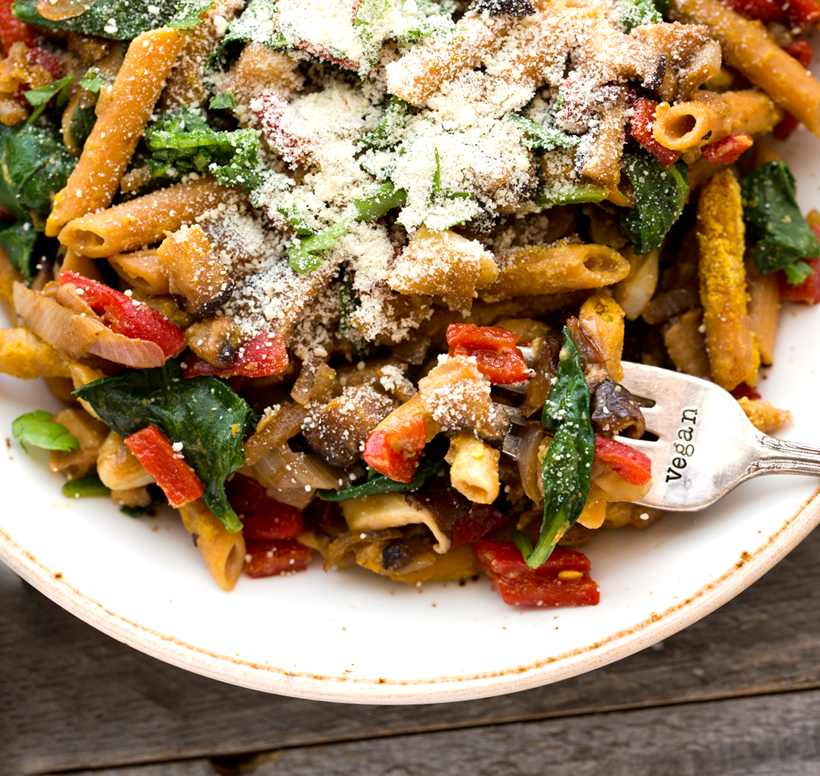Garlicky-Spinach Roasted Red Pepper Penne Pasta