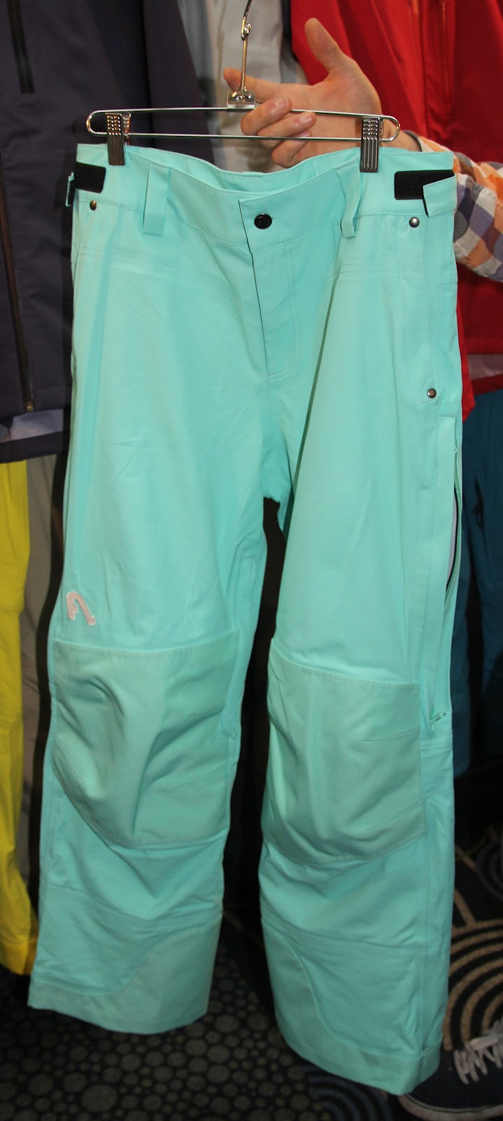 FLYLOW TECHNICAL SNOW APPAREL