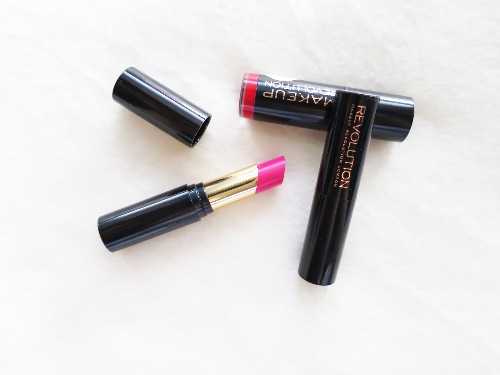 makeup revolution dare lipstick