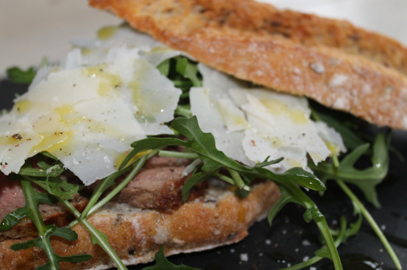 It's easy !: Sandwich roasbeef, roquette, parmesan :)