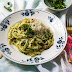 Cremige One Pot Spinat Pasta mit Bärlauch