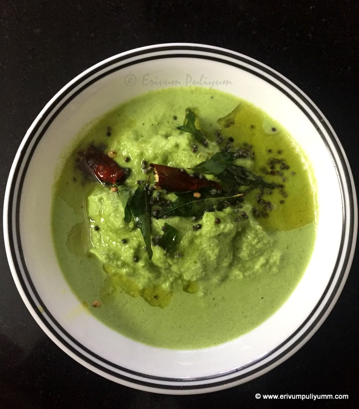 Erivum Puliyum Mint (Pudina) Chutney for Idlis / Dosas