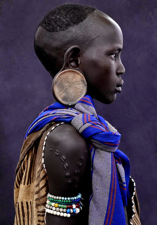 Safari Fusion blog | Photographer Mario Marino | African photographic portraits Omo Valley, Ethiopia © Mario Marino