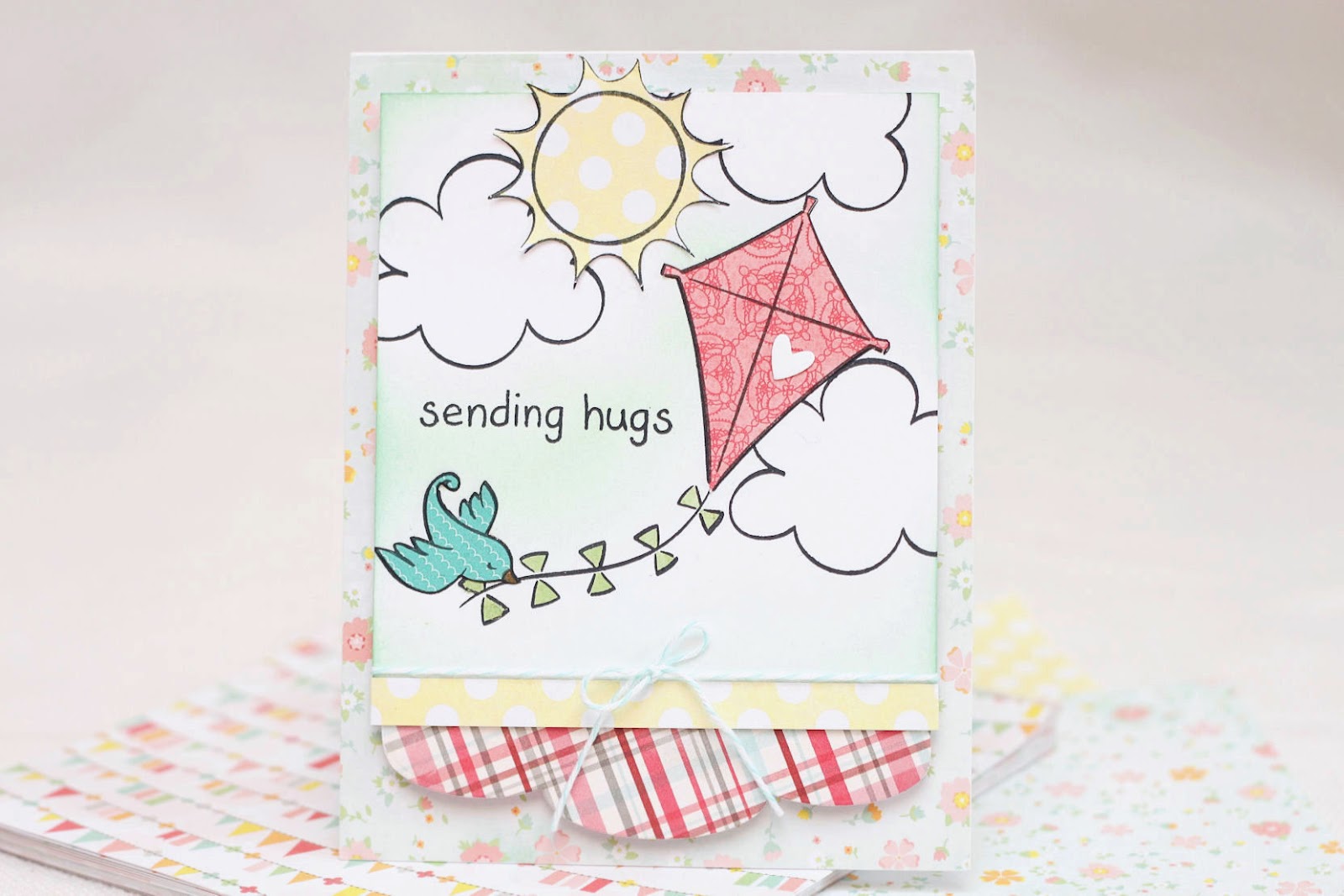 Отправляю виртуальные обнимашки. Sending hugs. Hugs картинки. Sending you hugs and prayers. Valentine gnome.