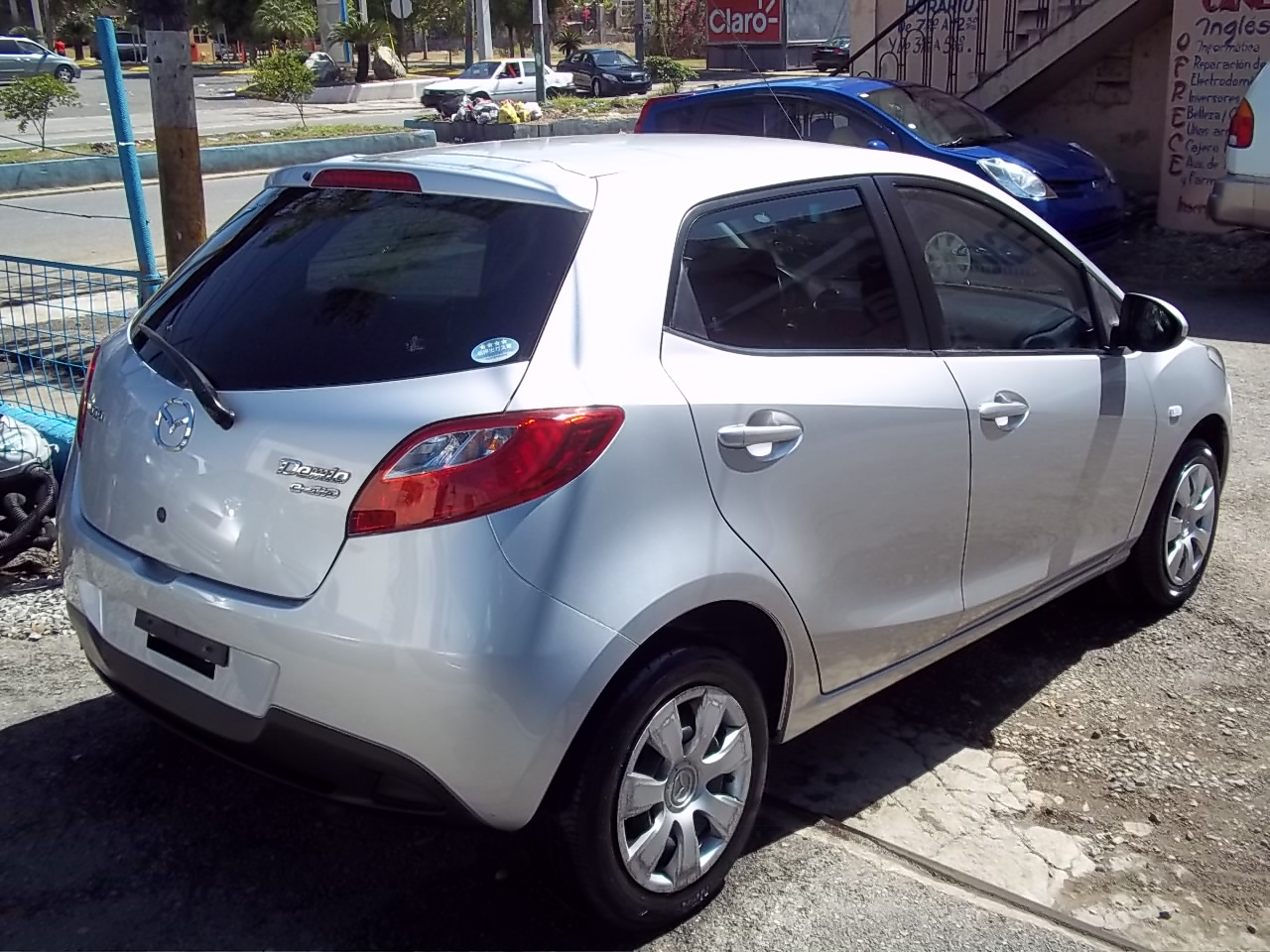 Mazda demio 2008