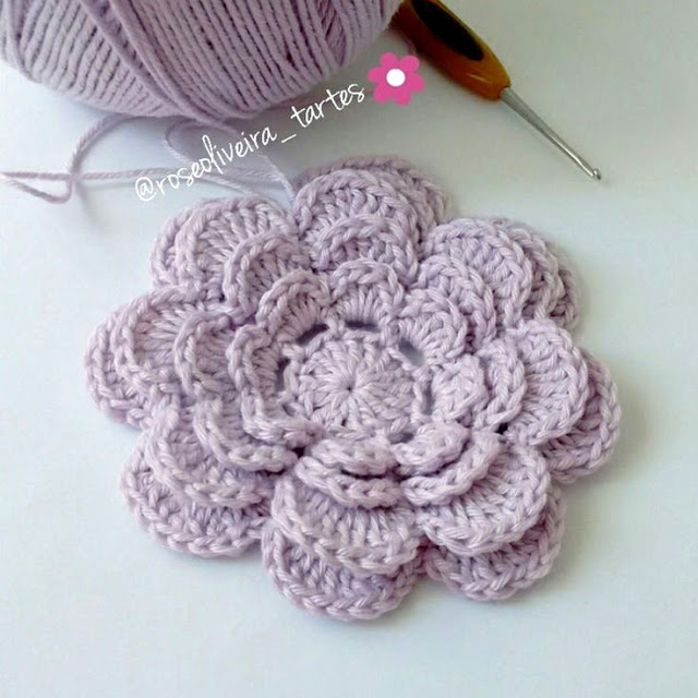 ergahandmade: Crochet Flower + Diagram