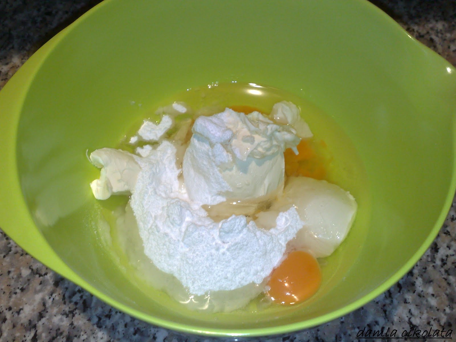 DAMLA ÇİKOLATA Tırtıl Kurabiye