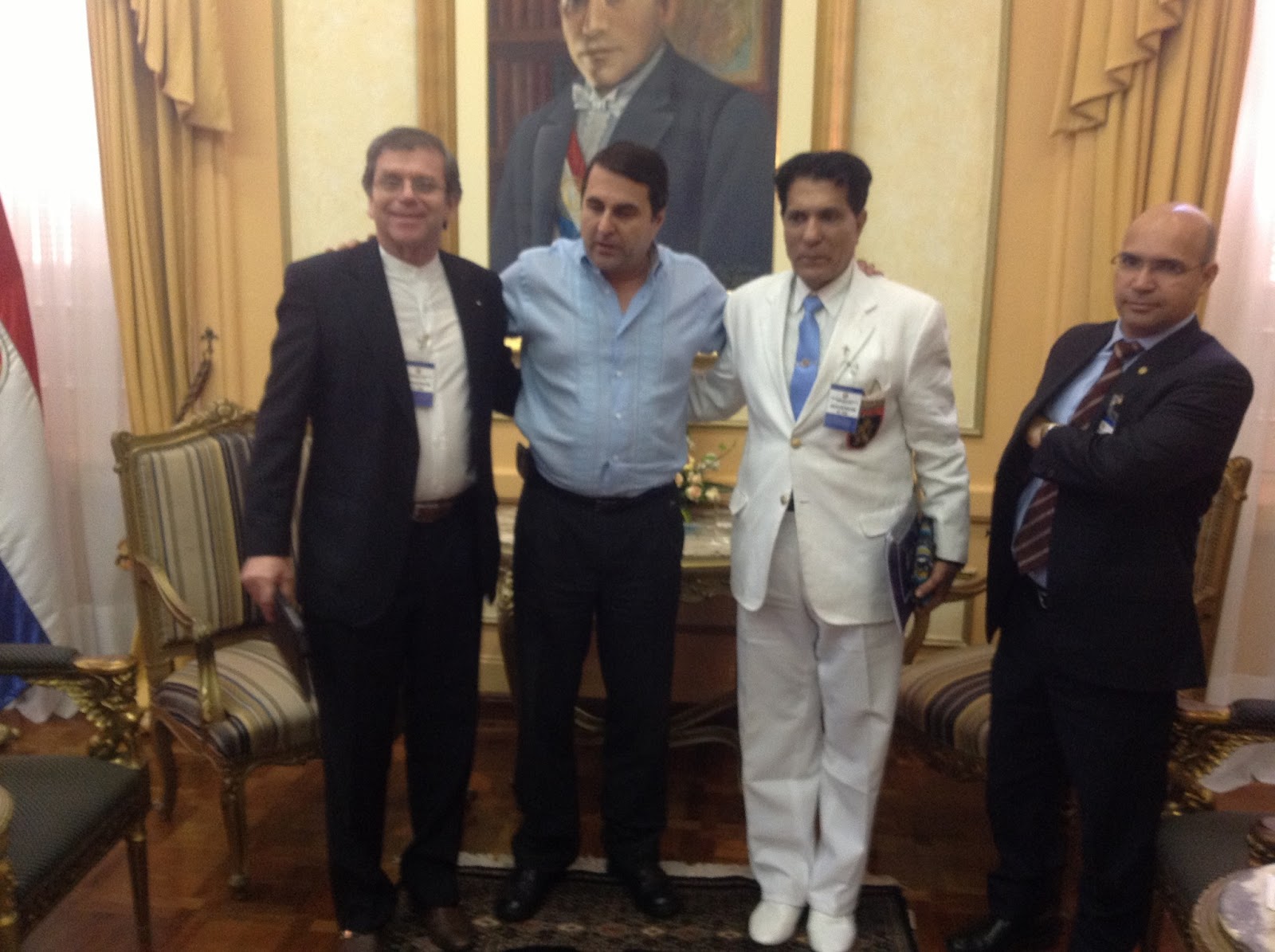 BISPO JOÃO PEDRO DO NASCIMENTO HOMENAGEIA