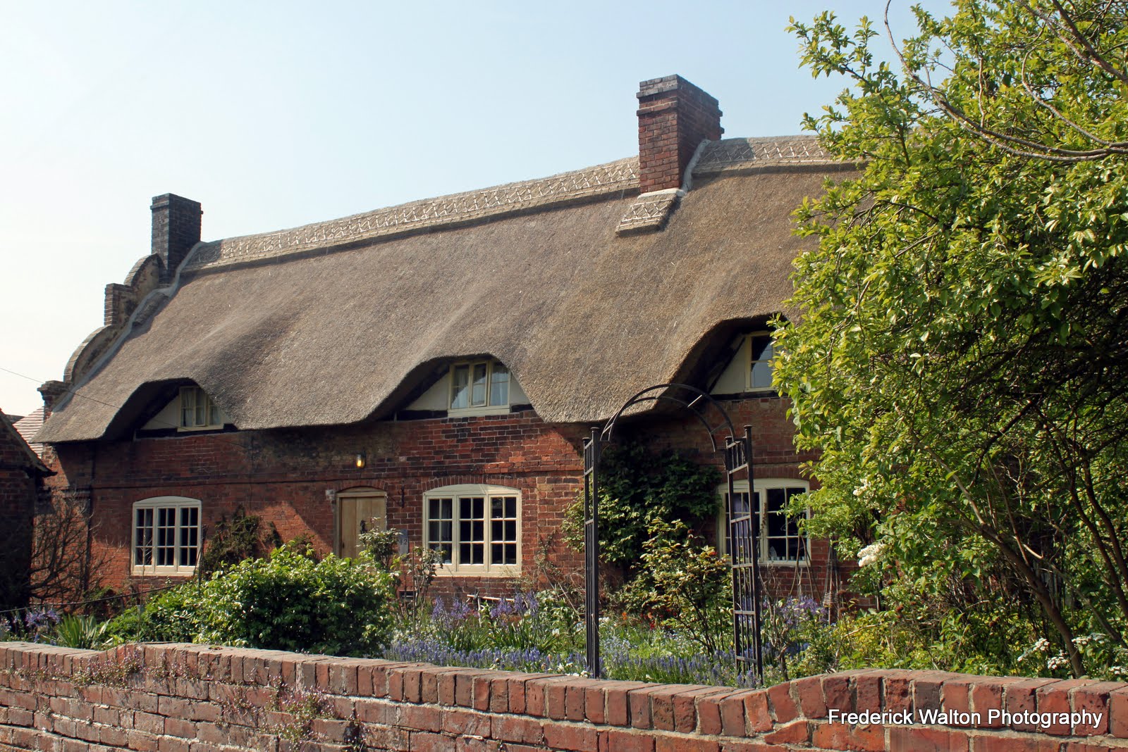 The Walton's of Derbyshire, Leicestershire and Staffordshire Touring