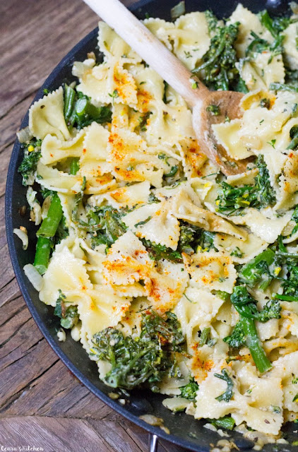  Creamy Tahini Broccolini Pasta 