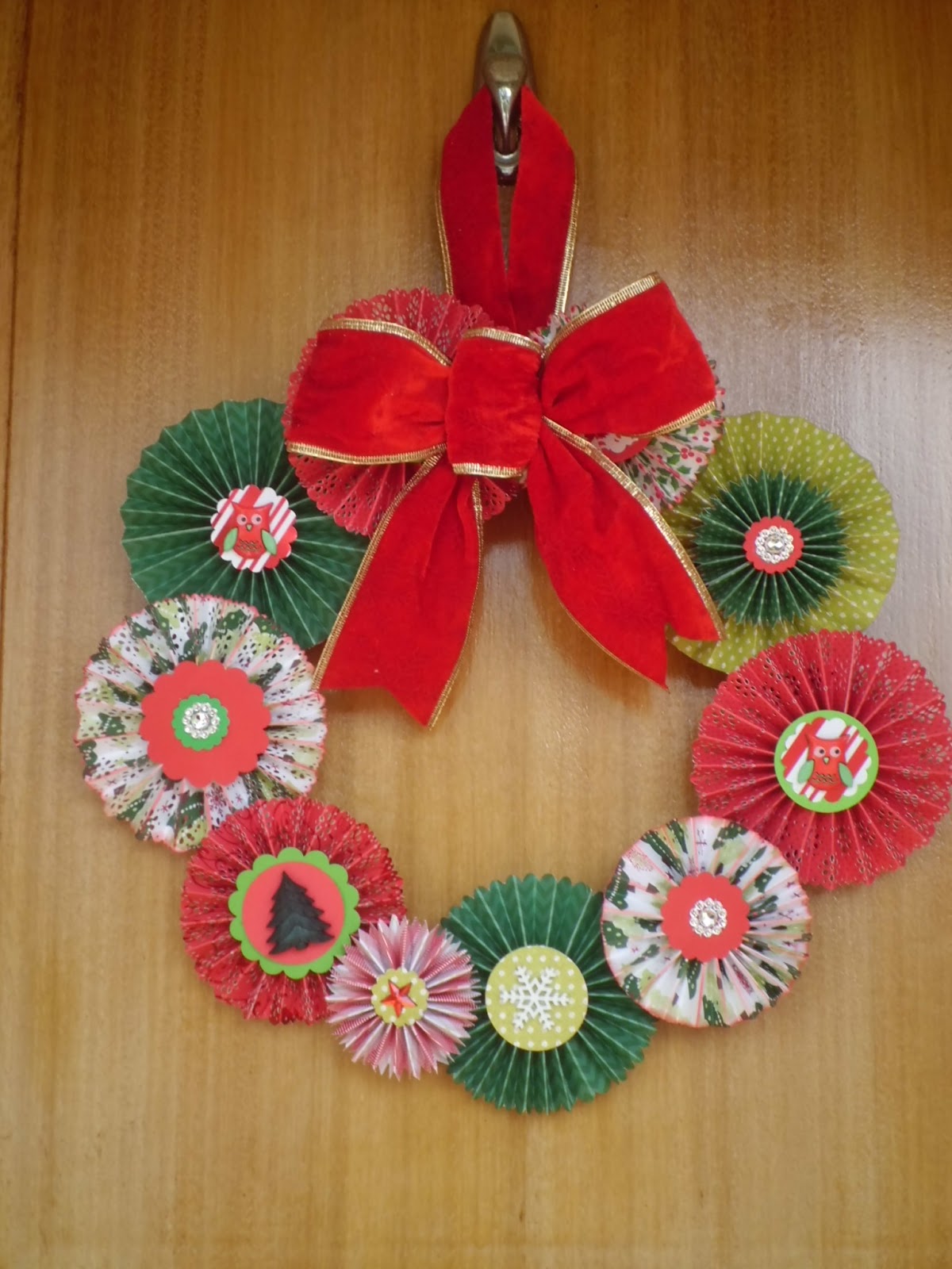 Annette Arte y Scrap: Guirnalda de Navidad