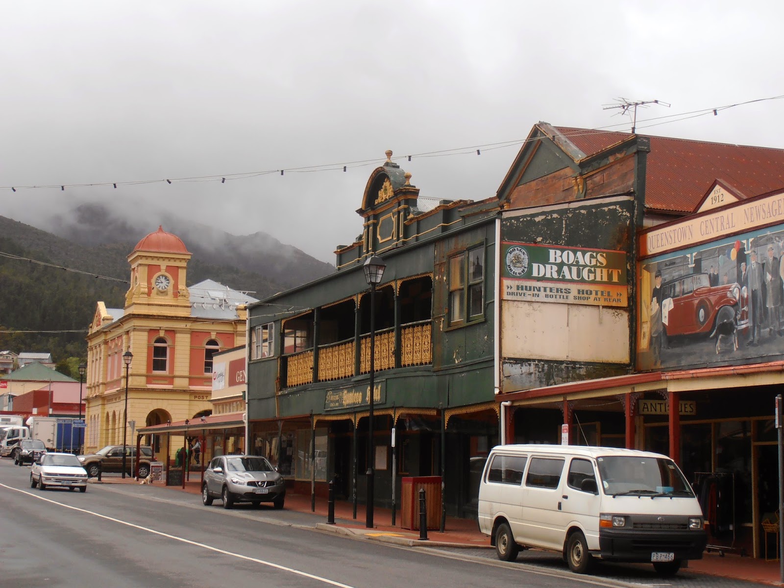 The Clarke's Aussie Adventure 29 October 2013 Queenstown Cabin