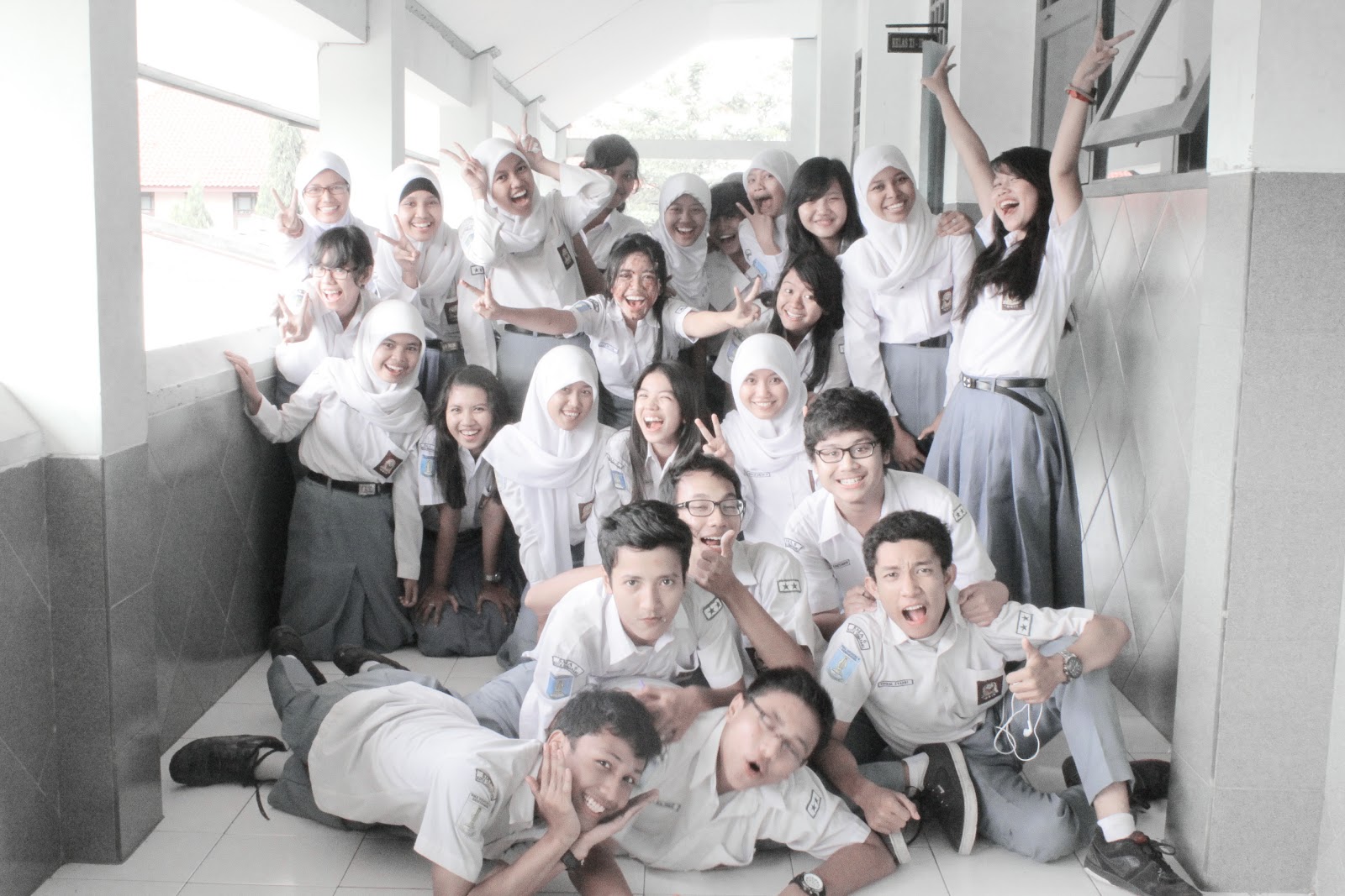 Моя семья на английском языке. My second family. Спотлайт 2 семья. My family для детей на английском. Семейное дерево.