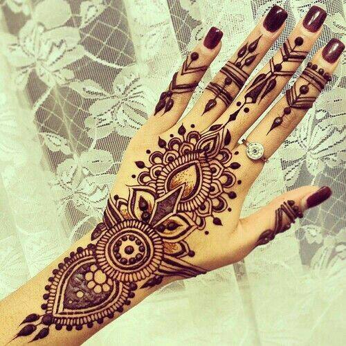 Awesome Indian Mehndi Designs Pics | Simple Indian Henna Designs - Mehndi9